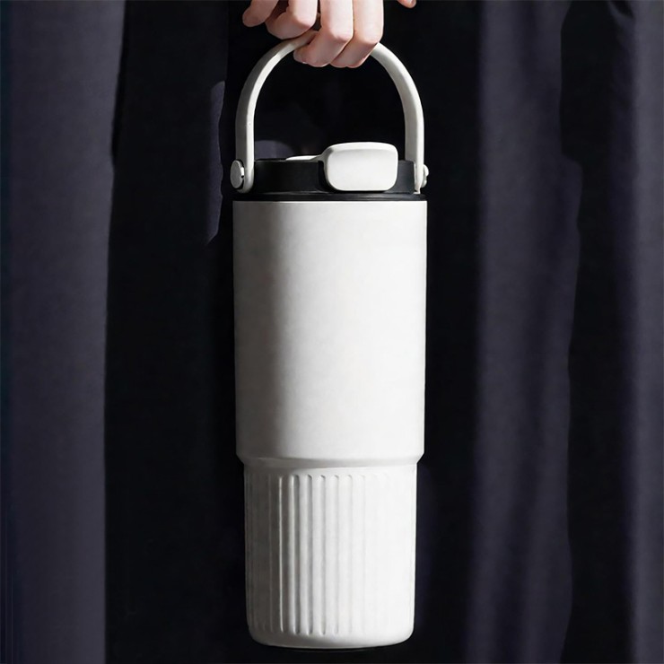 Stainless steel sports leak-proof ice bottle