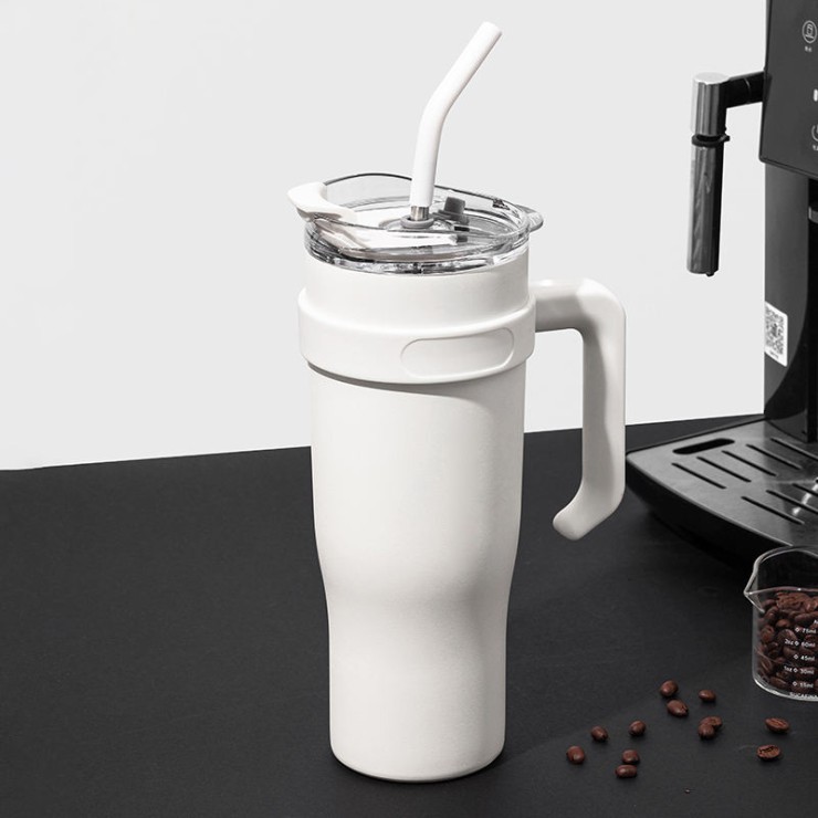 Portable insulated stainless steel ice bottle