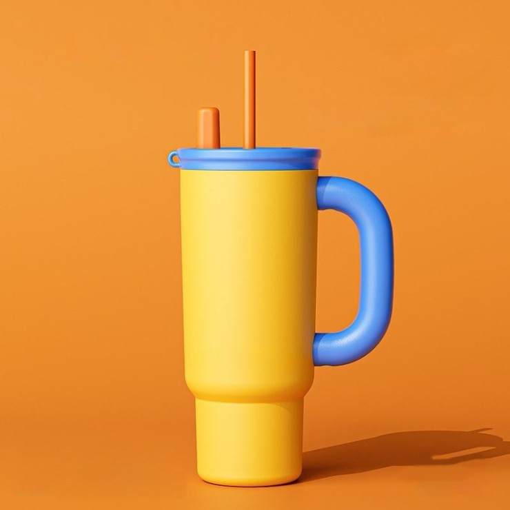 Contrast color large capacity ice bottle