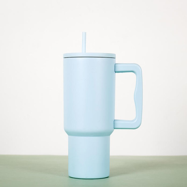 Classic large capacity vacuum ice bottle