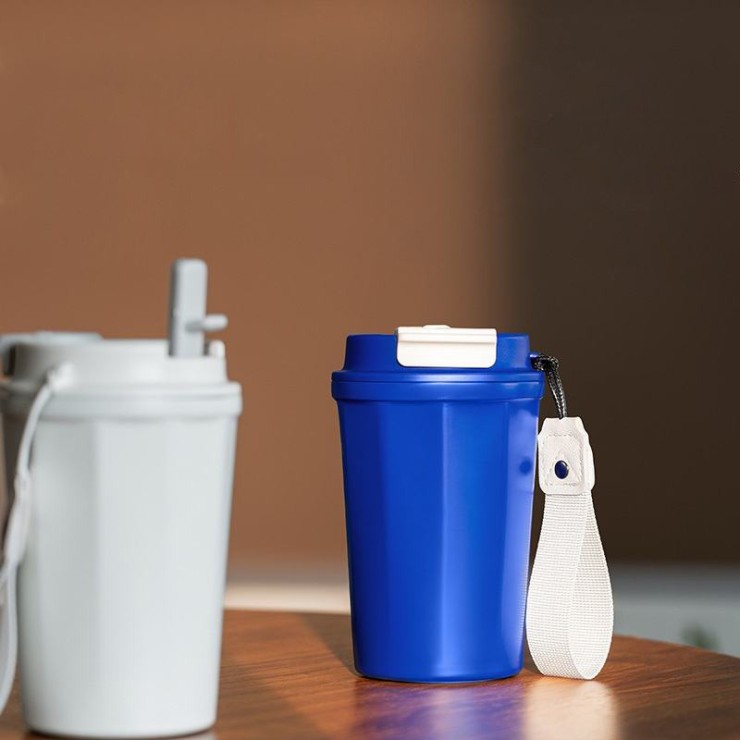 High-performance double-drink lid coffee cup