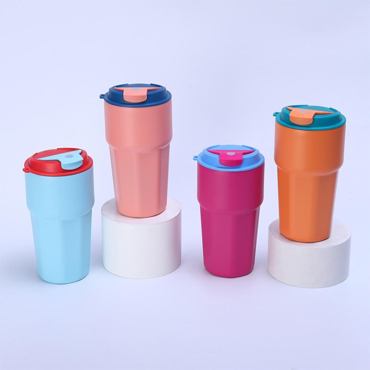 Vacuum insulated portable coffee cup