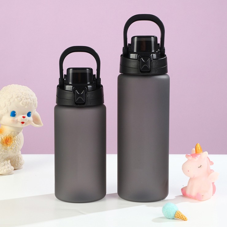 Summer outdoor portable frosted drinking water cup
