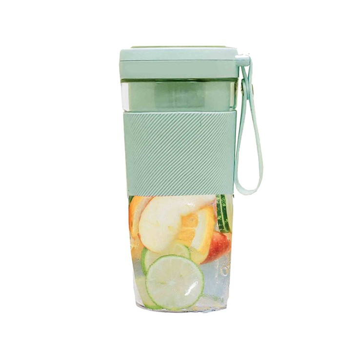 Simple mini portable electric juicer