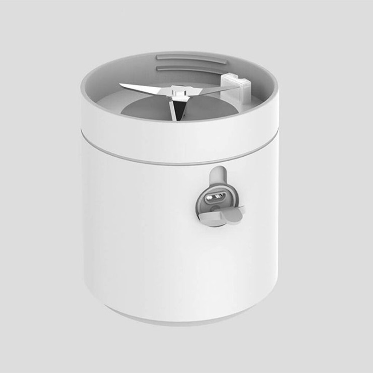 Simple and portable smart electric juicer