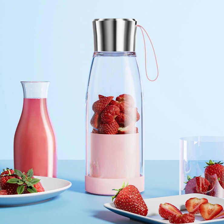 Simple household mini fast electric juicer