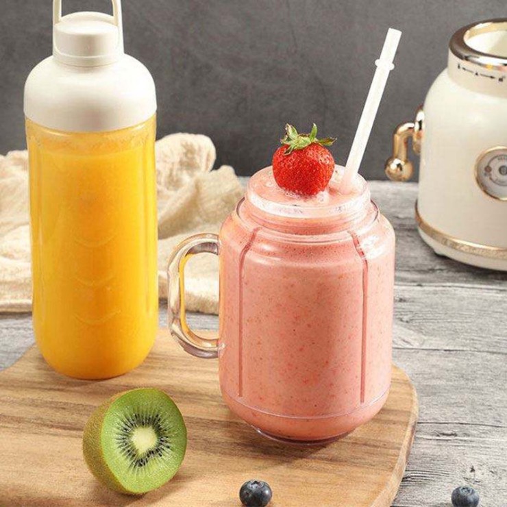 European retro style electric juicer