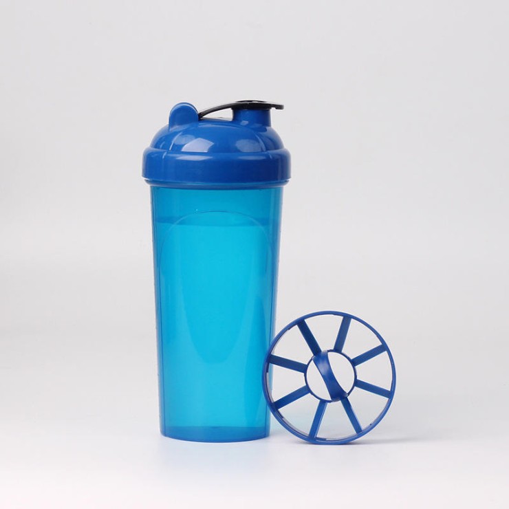 Leak-proof plastic sports and fitness shake cup