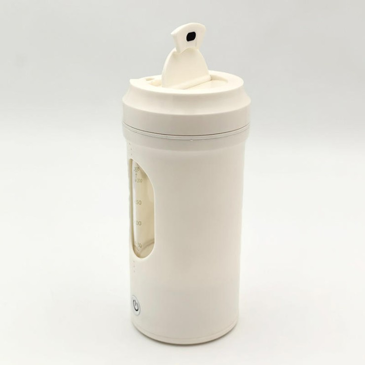 Automatic stirring rechargeable shake sports cup