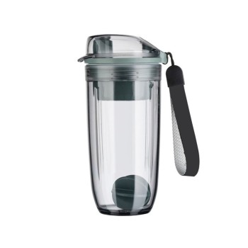 Direct drinking portable shake sports cup