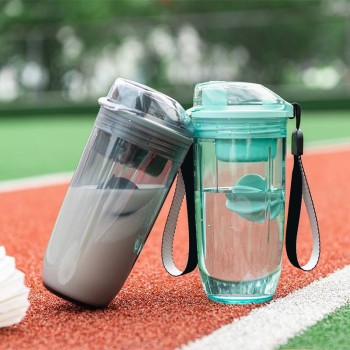 Direct drinking portable shake sports cup