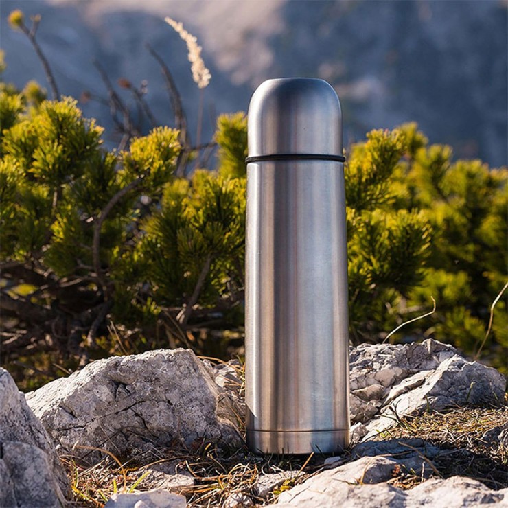 Stainless steel double-wall vacuum insulated thermos