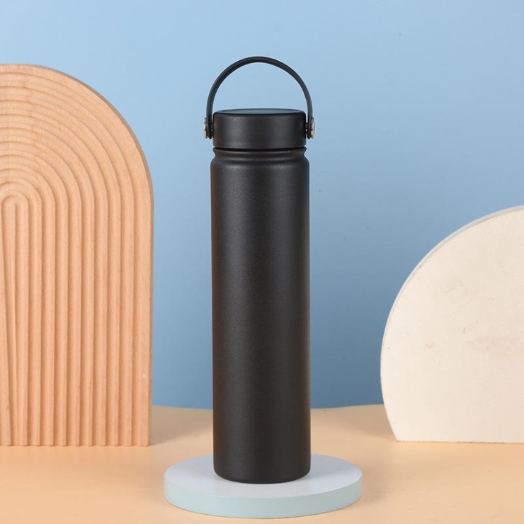 Large capacity double-layer stainless steel thermos cup