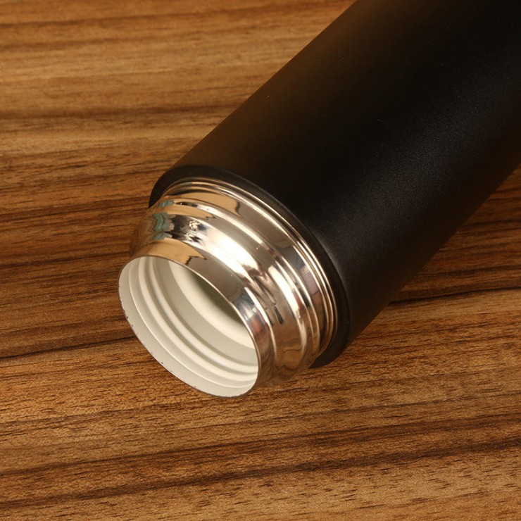 Insulated stainless steel vacuum flask