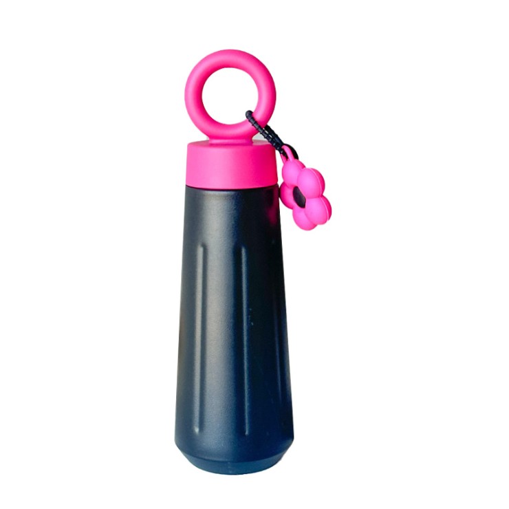 Comfort handle insulated vacuum tumbler
