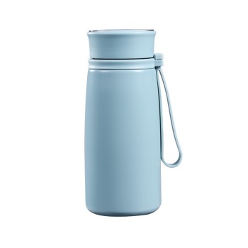 Portable double-layer insulated thermos cup