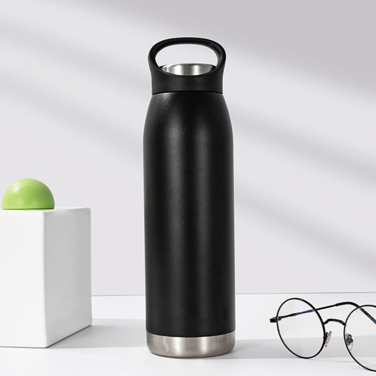 Double-layer insulated stainless steel outdoor thermos cup