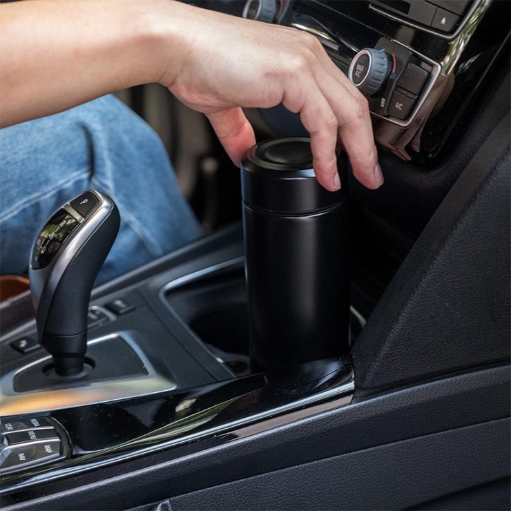 Double-layer vacuum metal thermos